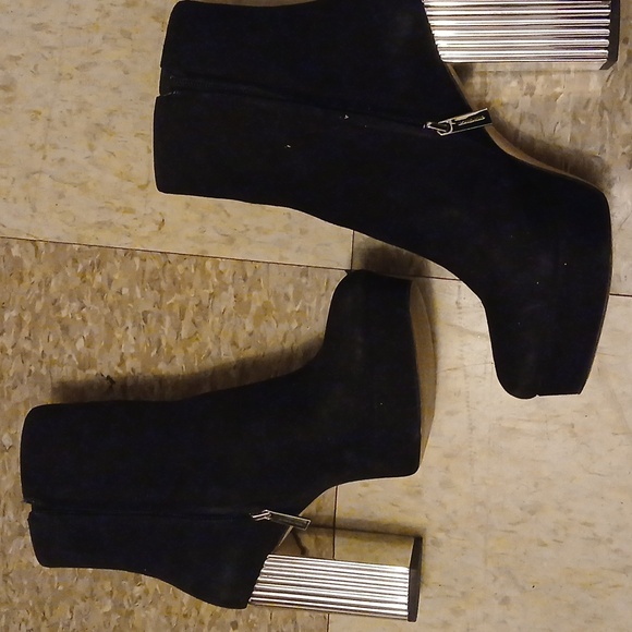 Michael Kors Porter Platform Booties - Picture 10 of 10